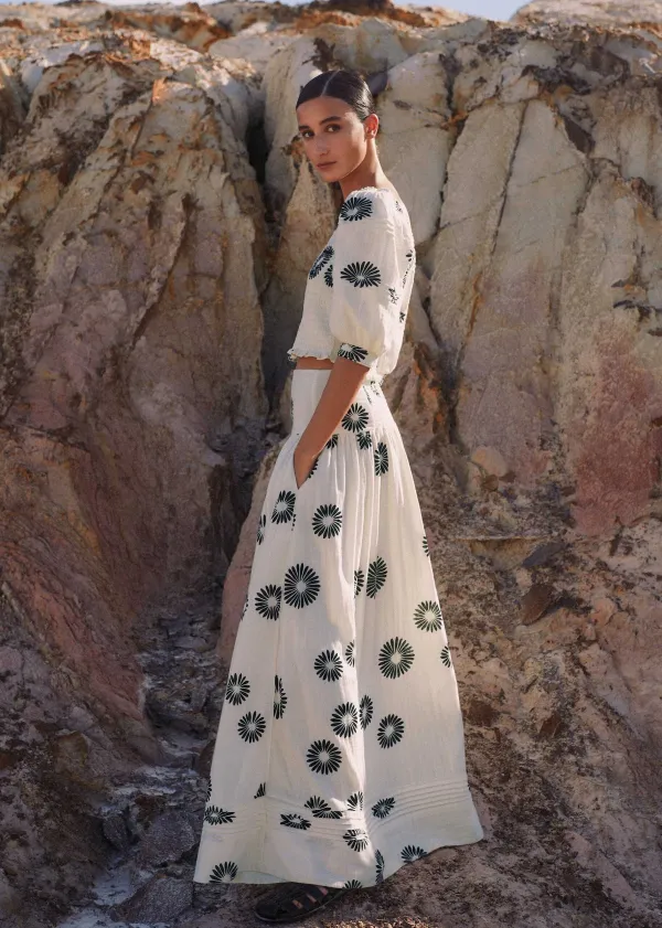 cheesecloth_modern_daisy_print_maxi_skirt_2.webp ME+EM Cheesecloth Modern Daisy Print Maxi Skirt | Women Skirts