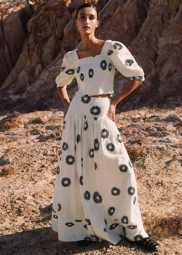cheesecloth_modern_daisy_print_maxi_skirt_3.webp ME+EM Cheesecloth Modern Daisy Print Maxi Skirt | Women Skirts