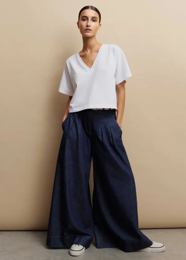 cotton_vneck_oversized_crop_tee_2.webp ME+EM Cotton V-Neck Oversized Crop Tee | Women T-Shirts