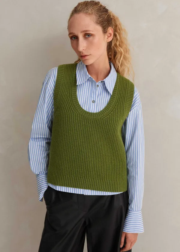 merino_cashmere_ribbed_scoop_neck_vest_2.webp ME+EM Merino Cashmere Ribbed Scoop Neck Vest | Women Vests