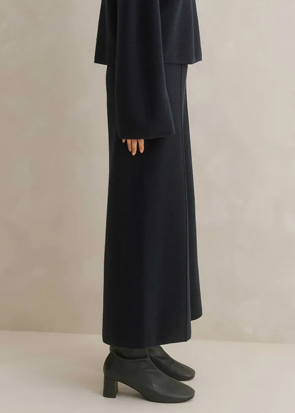 merino_milano_knitted_trouser_5.webp ME+EM Merino Milano Knitted Trouser | Women Crop Trousers