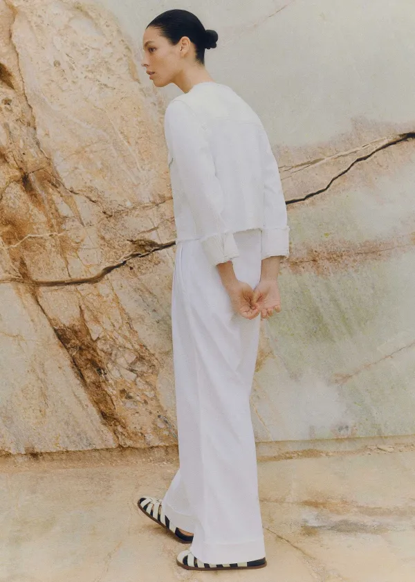 pleated_straightleg_trainergrazer_trouser_2.webp ME+EM Pleated Straight-Leg Trainer-Grazer Trouser | Women Crop Trousers