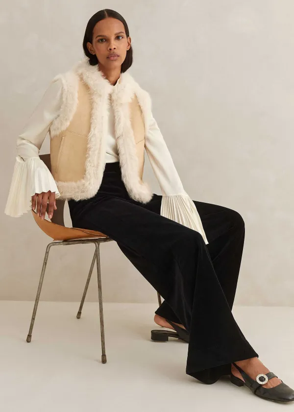 shearling_reversible_cropped_gilet_4.webp ME+EM Shearling Reversible Cropped Gilet | Women Crop Jackets