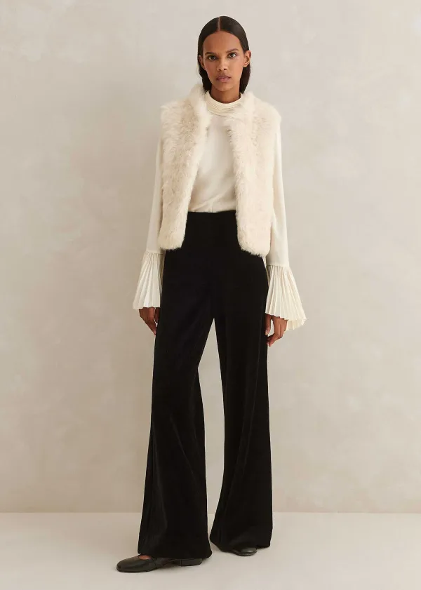 shearling_reversible_cropped_gilet_5.webp ME+EM Shearling Reversible Cropped Gilet | Women Crop Jackets