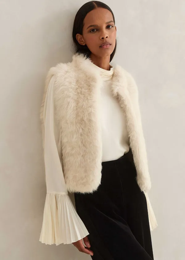 shearling_reversible_cropped_gilet_6.webp ME+EM Shearling Reversible Cropped Gilet | Women Crop Jackets
