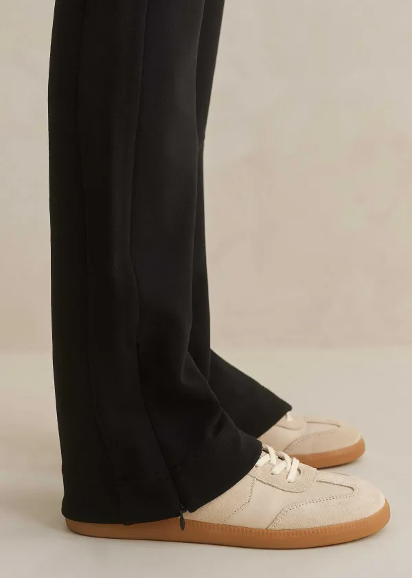 travel_tailoring_adjustable_slim_flare_trouser_3.webp ME+EM Travel Tailoring Adjustable Slim Flare Trouser | Women Travel Tailoring